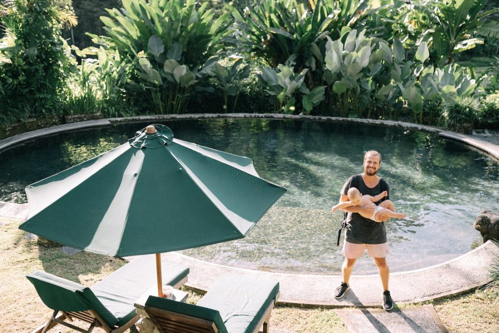 dad and baby swimming lessons